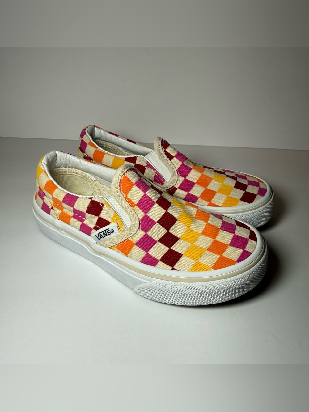 Vans Kid Size 11 Retro Rainbow Checkerboard Slip Ons Y2K Aesthetic Skate Shoes
